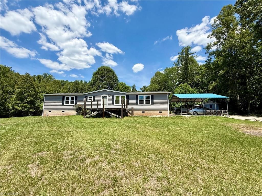 1177 Stone Mountain Road, Stoneville, NC 27048 Main Photo