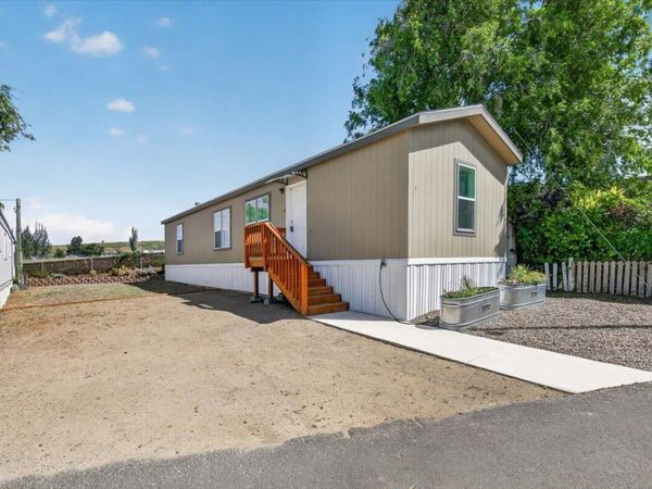 1235 N Mountain Avenue, UNIT 9, Ashland, OR 97520