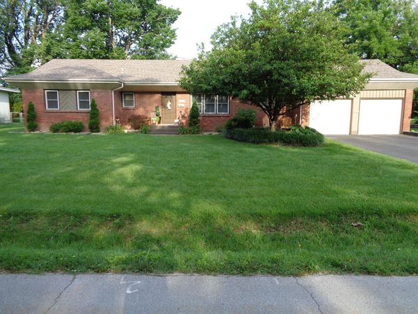 2023 S Glencrest Avenue , Springfield, MO 65804