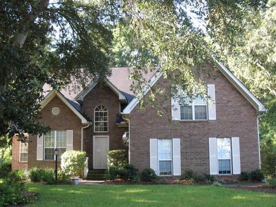 657 Leisure Lane, Mount Pleasant, SC 29464