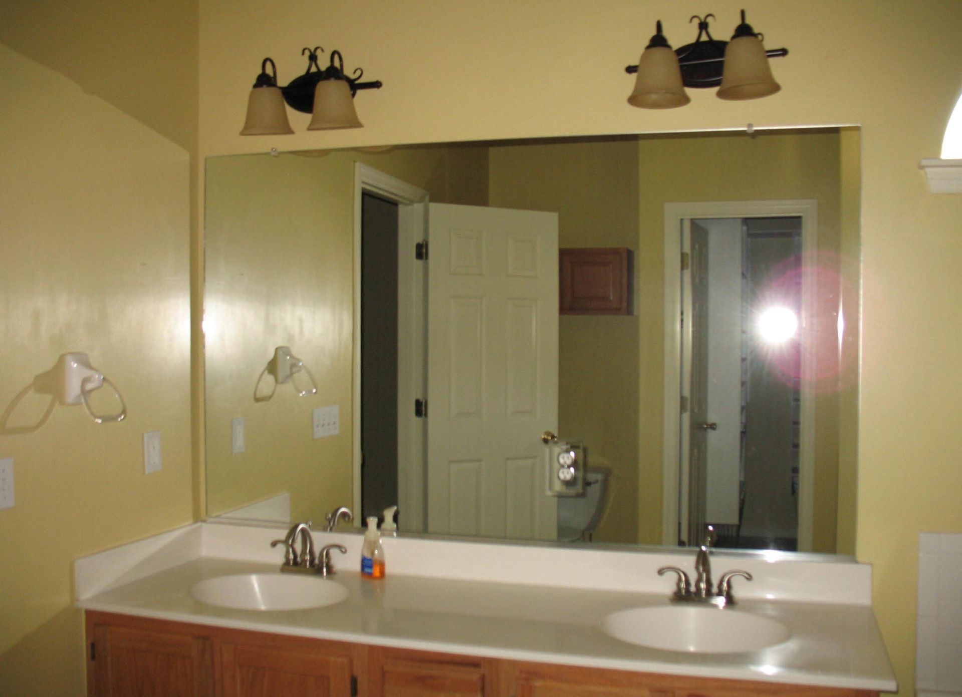 657 Leisure Lane Photo 10