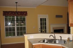 657 Leisure Lane photo 4