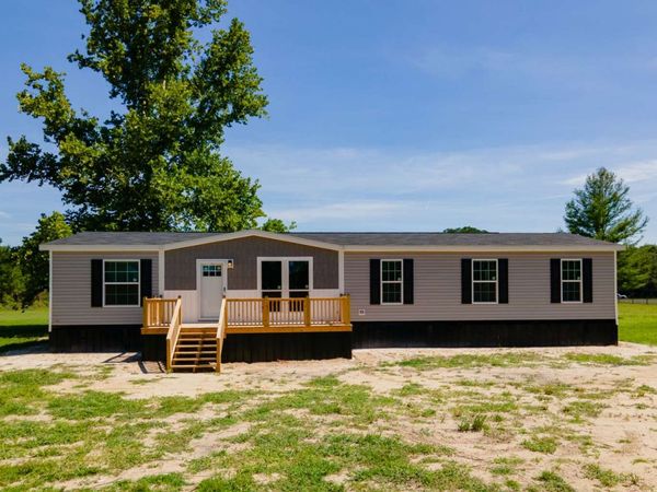 1685 NW OGDEN LOOP, Lake City, FL 32025