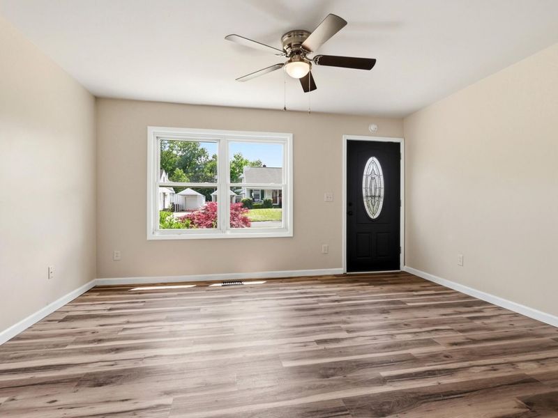 621 S Douglas Avenue, Springfield, OH 45505 Photo 4