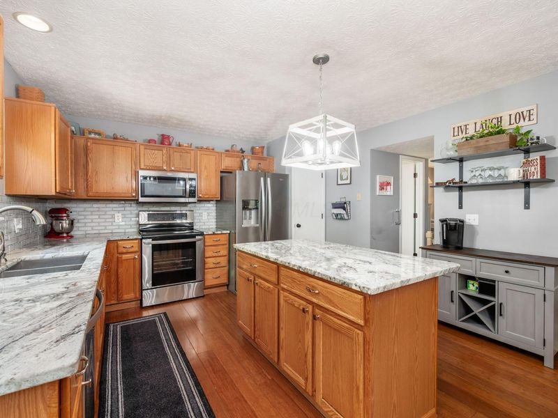 197 Stonhope Drive , Delaware, OH 43015 Photo 12