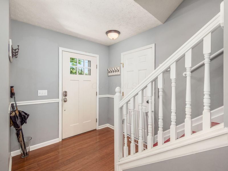 197 Stonhope Drive , Delaware, OH 43015 Photo 4