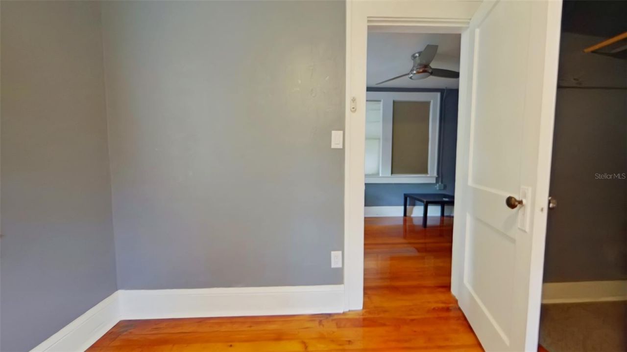 1412 NW 3rd Avenue, Unit Upstairs, Gainesville, FL 32603 Photo