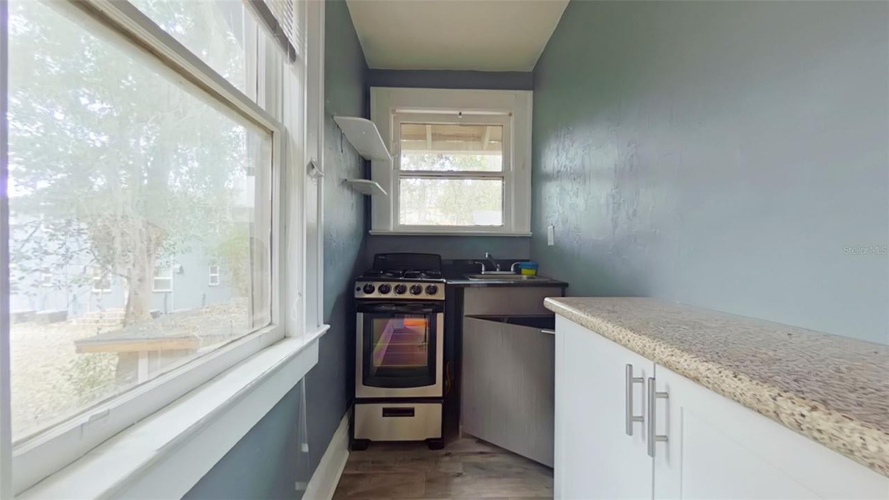 1412 NW 3rd Avenue, Unit Upstairs, Gainesville, FL 32603 Photo