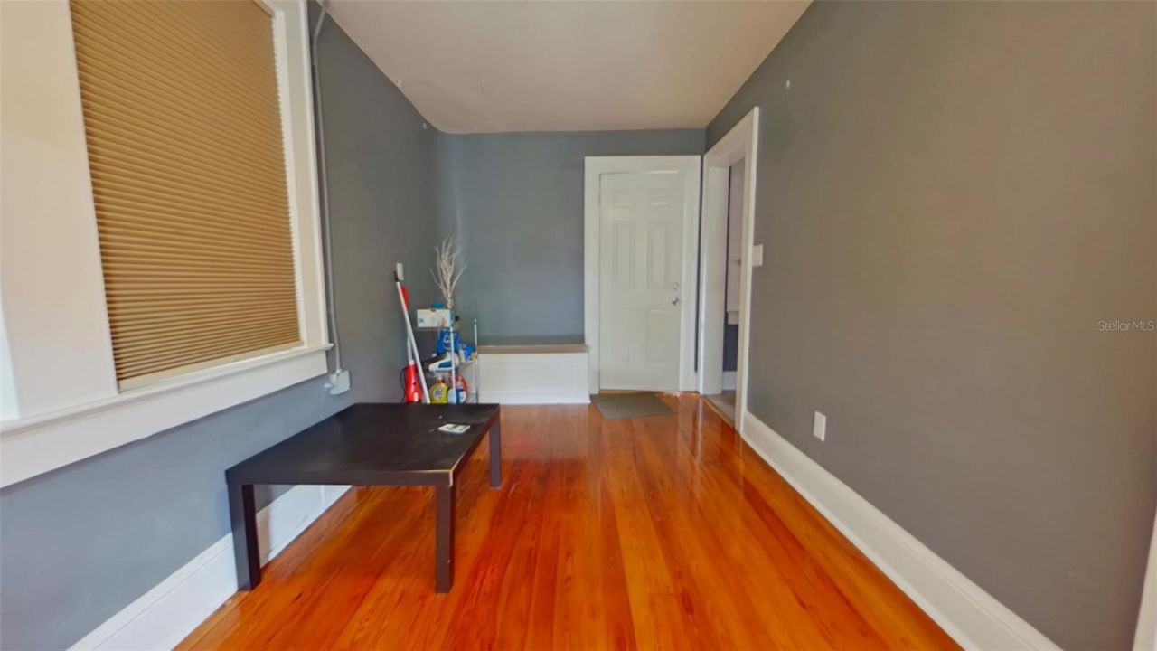 1412 NW 3rd Avenue, Unit Upstairs, Gainesville, FL 32603 Photo