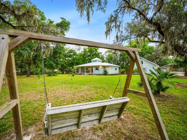 2604 NW 31ST AVENUE, GAINESVILLE, FL 32605