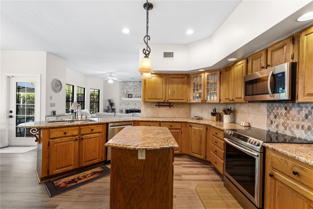 1118 SW 112th Street , Gainesville, FL 32607 Photo