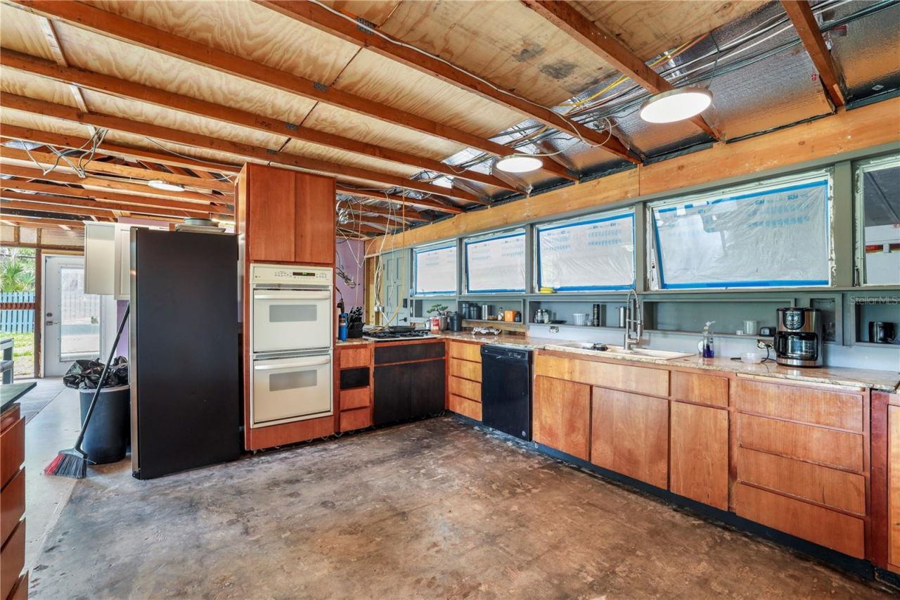 10134 White Trout Lane , Tampa, FL 33618 Photo