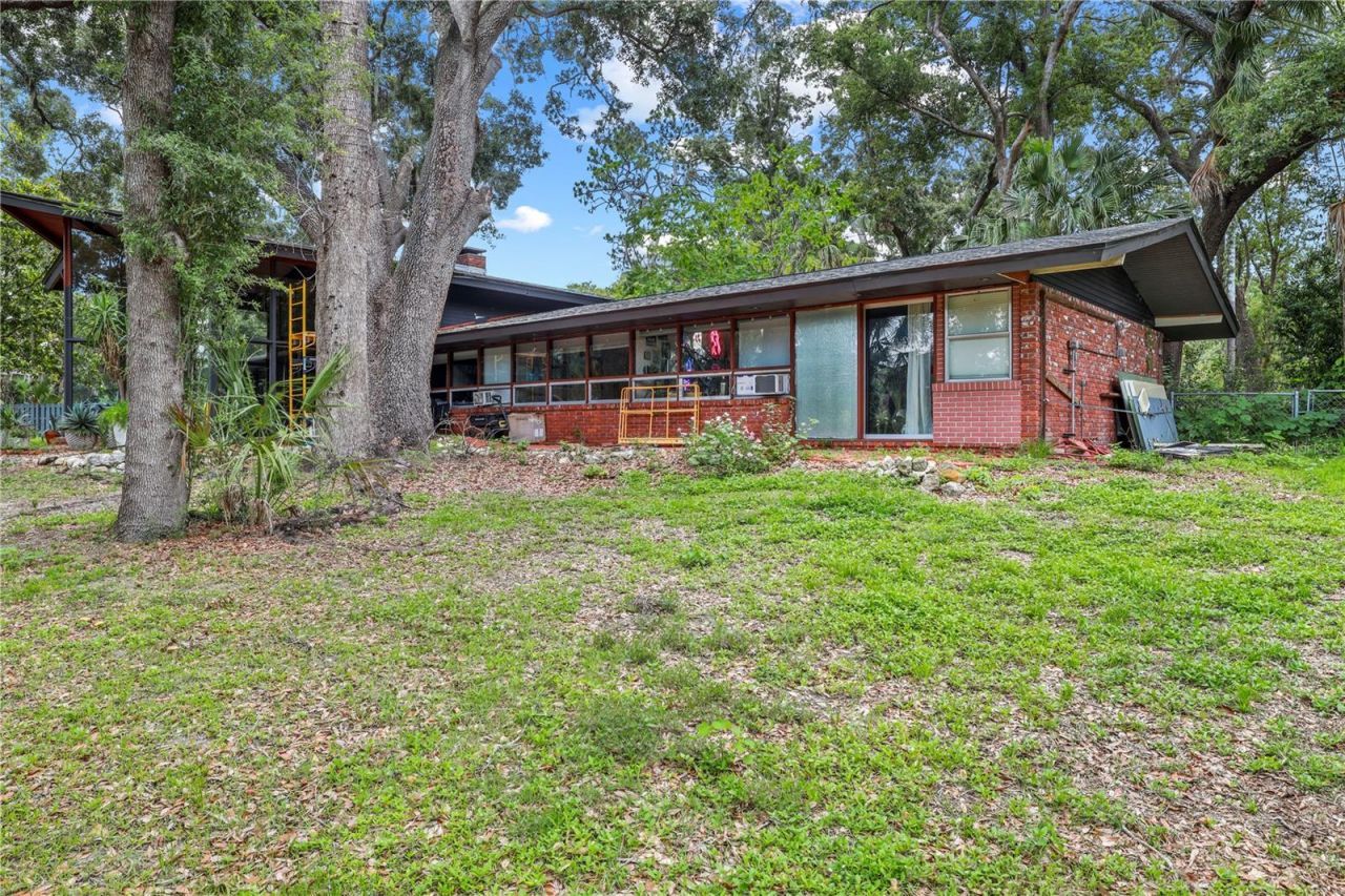 10134 White Trout Lane , Tampa, FL 33618 Photo