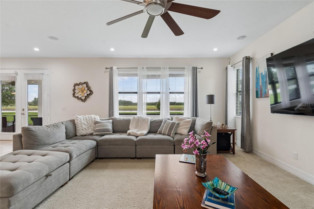 10623 Mistflower Lane, Tampa, FL 33647 Photo