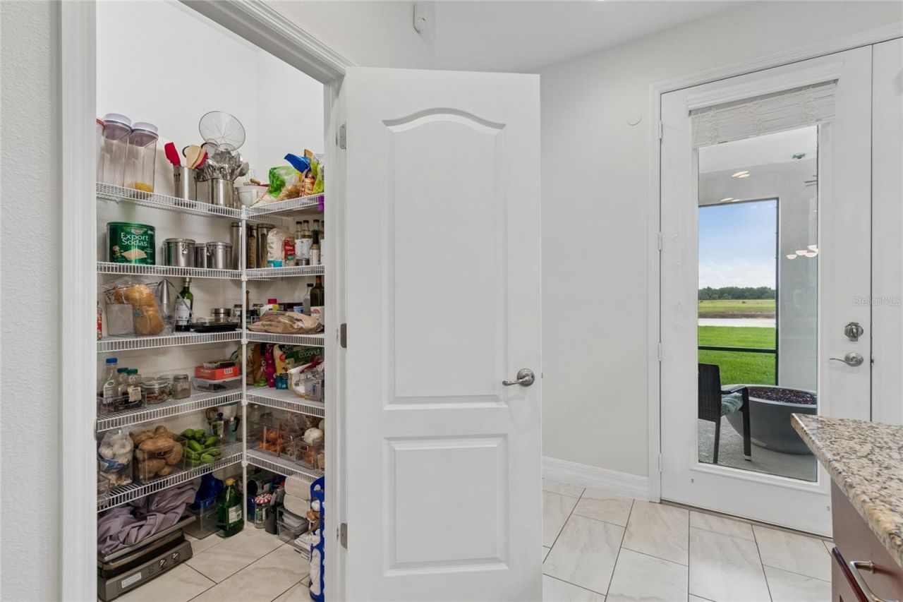 10623 Mistflower Lane, Tampa, FL 33647 Photo