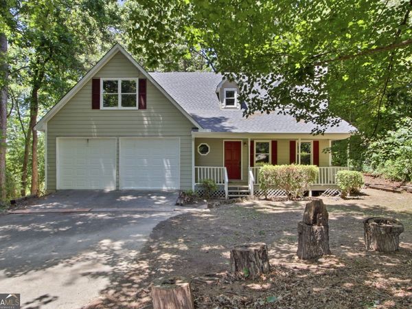 104 West Lane SE, Calhoun, GA 30701