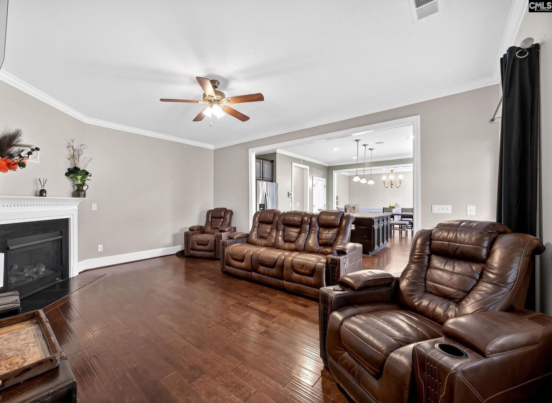 654 Stoneywater Court  Photo 21