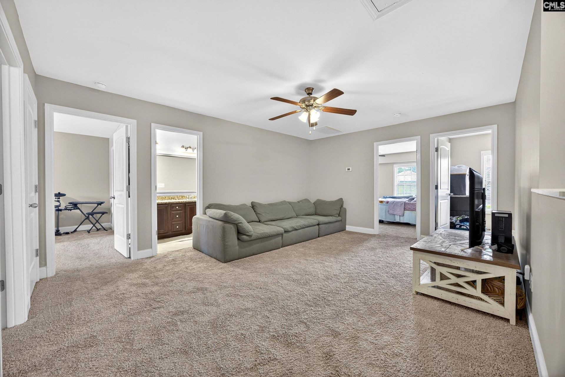 654 Stoneywater Court  Photo 22