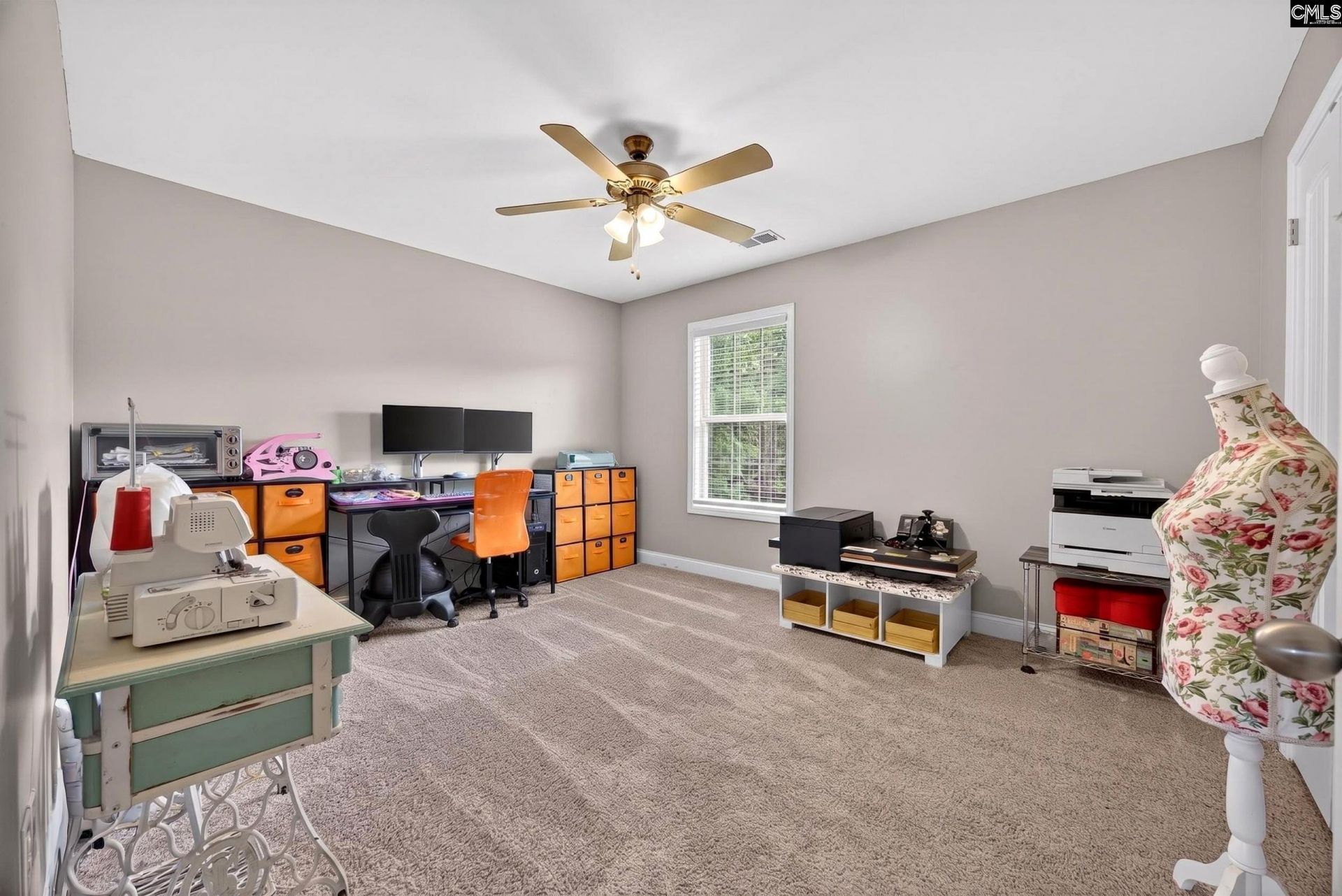 654 Stoneywater Court  Photo 32
