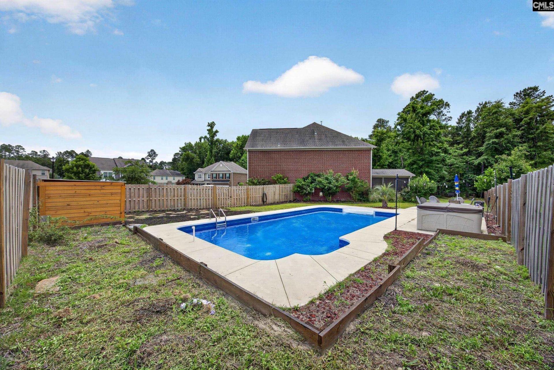 654 Stoneywater Court  Photo 51
