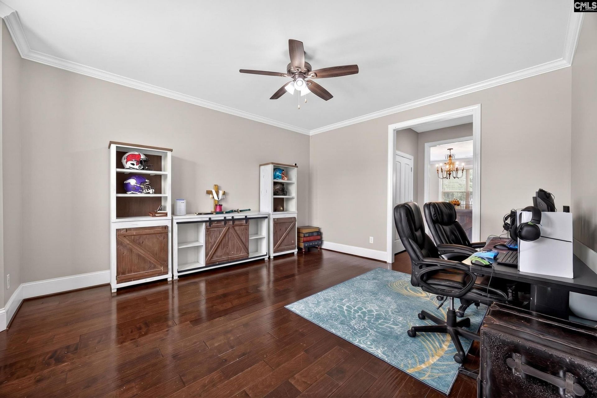 654 Stoneywater Court  Photo 6