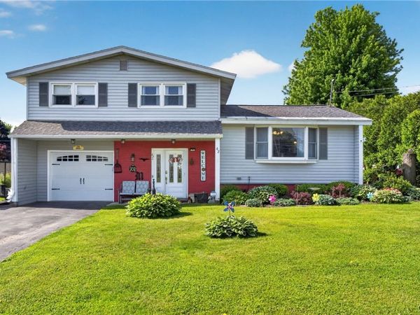 62 Patrick Circle , Fulton, NY 13069