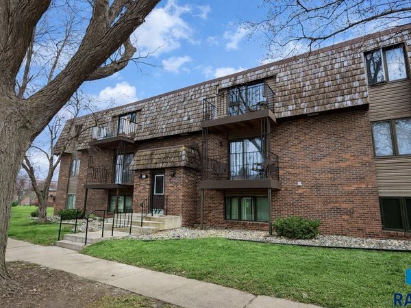 3712 S Terry Ave, Unit 103, Sioux Falls, SD 57106