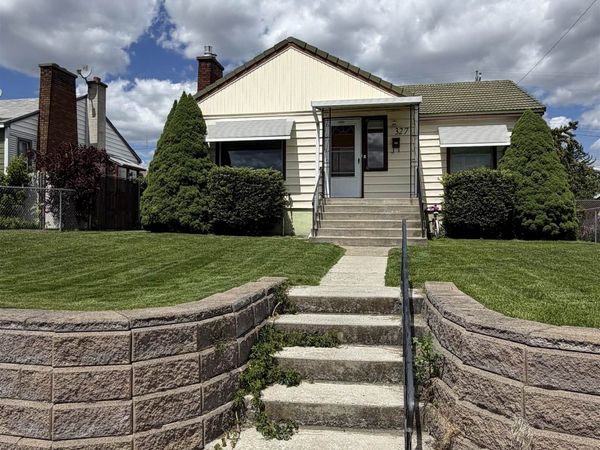 327 E Garland Ave, Spokane, WA 99207