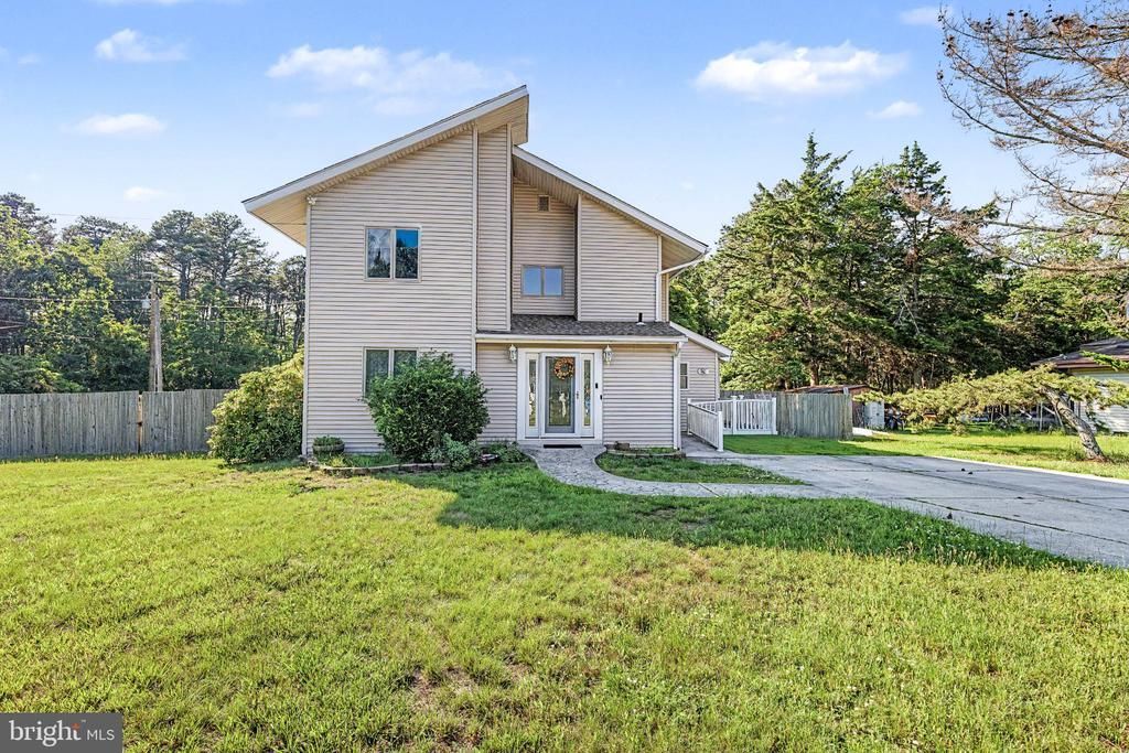 72 S Lisa Drive, Egg Harbor City, NJ 08215 Main Photo