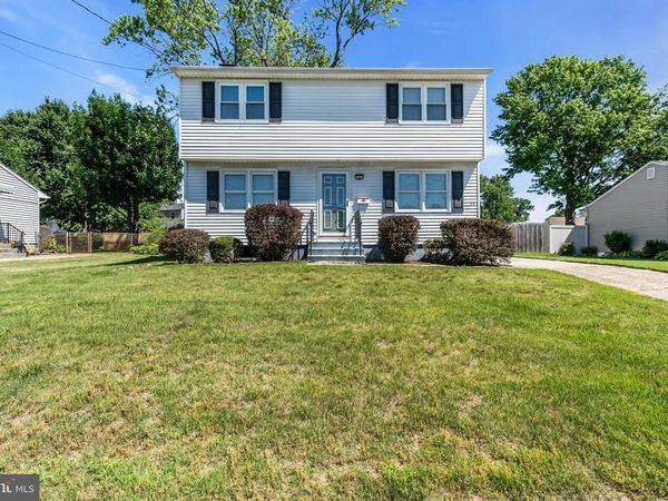 74 ENGLEWOOD BOULEVARD , HAMILTON, NJ 08610