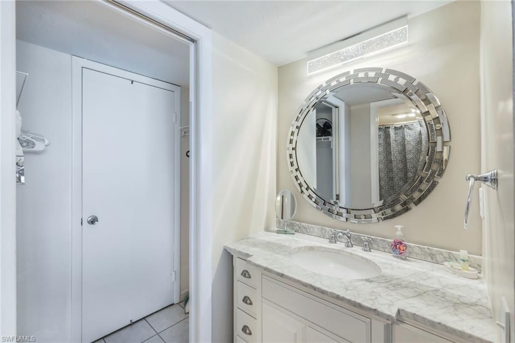10475 Gulfshore Dr , Unit 142, Naples, FL 34108 Photo