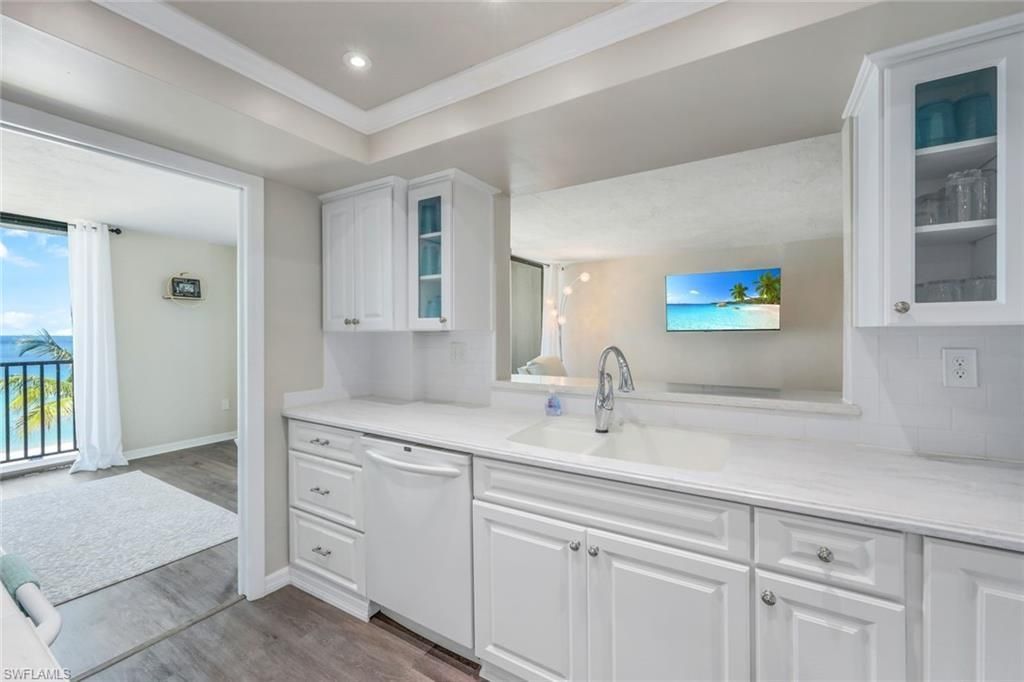 10475 Gulfshore Dr , Unit 142, Naples, FL 34108 Photo