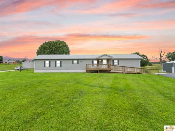 312 Johnson Springs Road , Munfordville, KY 42765