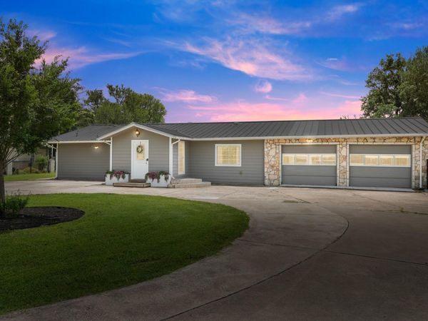 9725 Bock RD, Buda, TX 78610