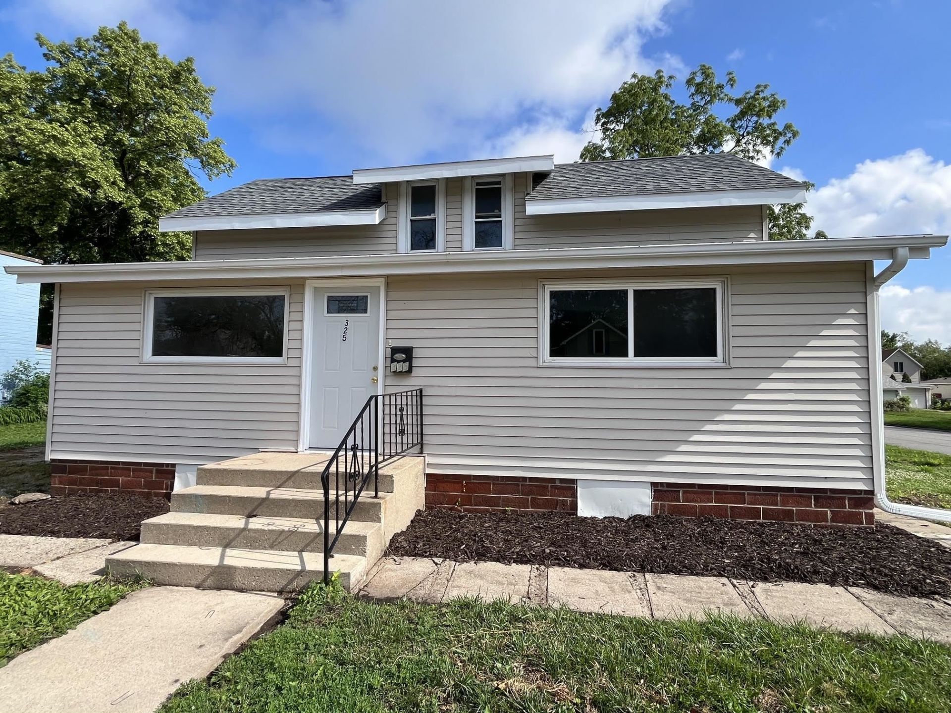 325 E 13th Street , Spencer, IA 51301 Main Photo