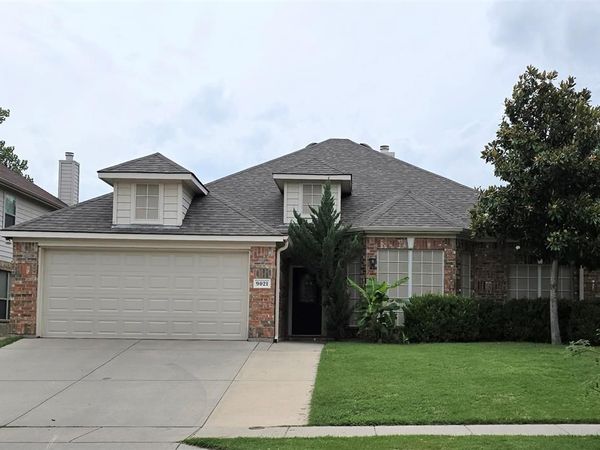 9021 Georgetown Place, Fort Worth, TX 76244