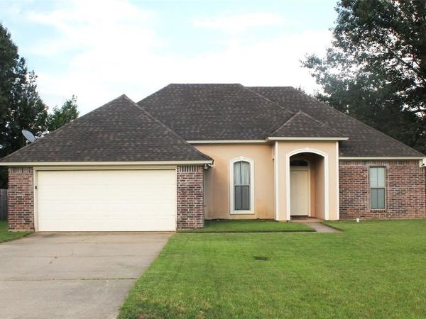 10137 Canyon Oaks Drive, Keithville, LA 71047