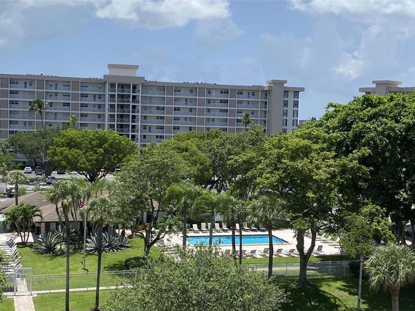 2671 S Course Drive, Unit 602, Pompano Beach, FL 33069