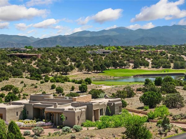 26 Amberwood Loop, Santa Fe, NM 87506