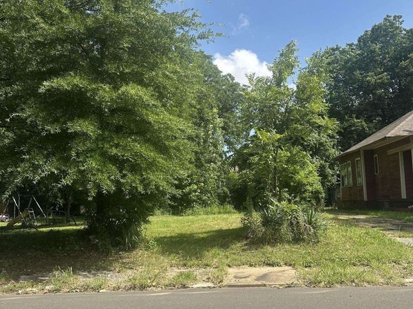 1182 AGNES PL, Memphis, TN 38104