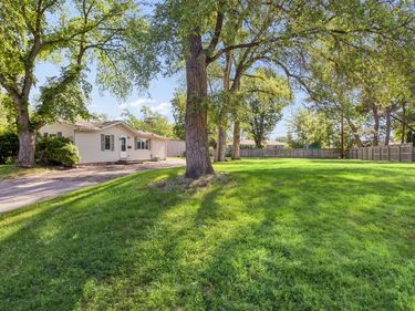 8801 2nd Avenue S, Bloomington, MN 55420