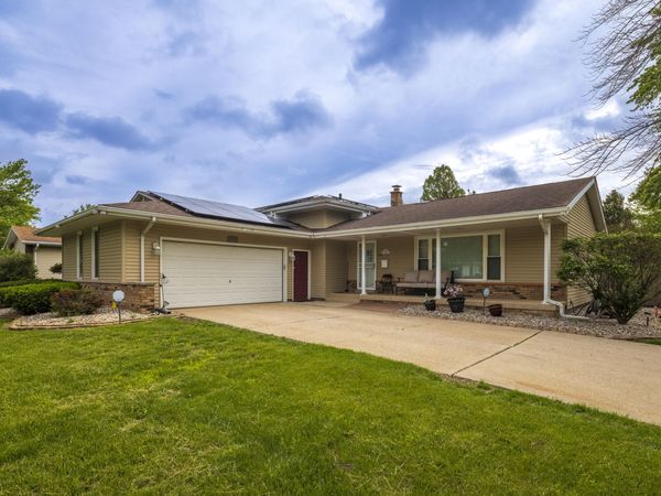 9619 Greenwood Avenue , Munster, IN 46321