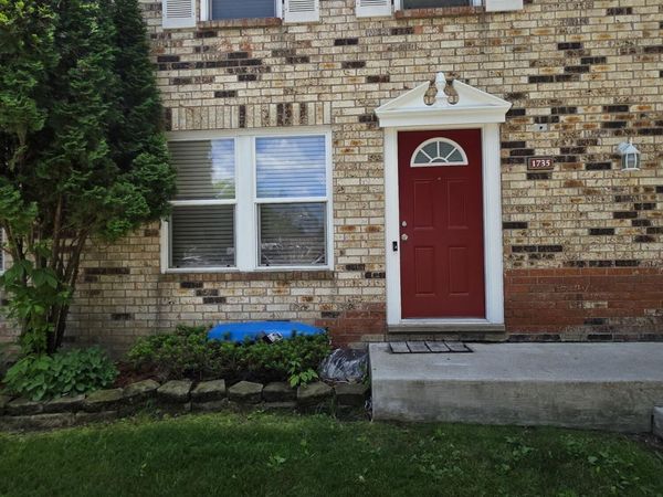 1735 Maisonette Drive, Lansing, MI 48911