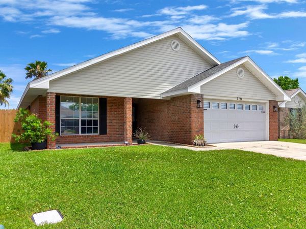 3748 Lexa Court, Gulf Breeze, FL 32563