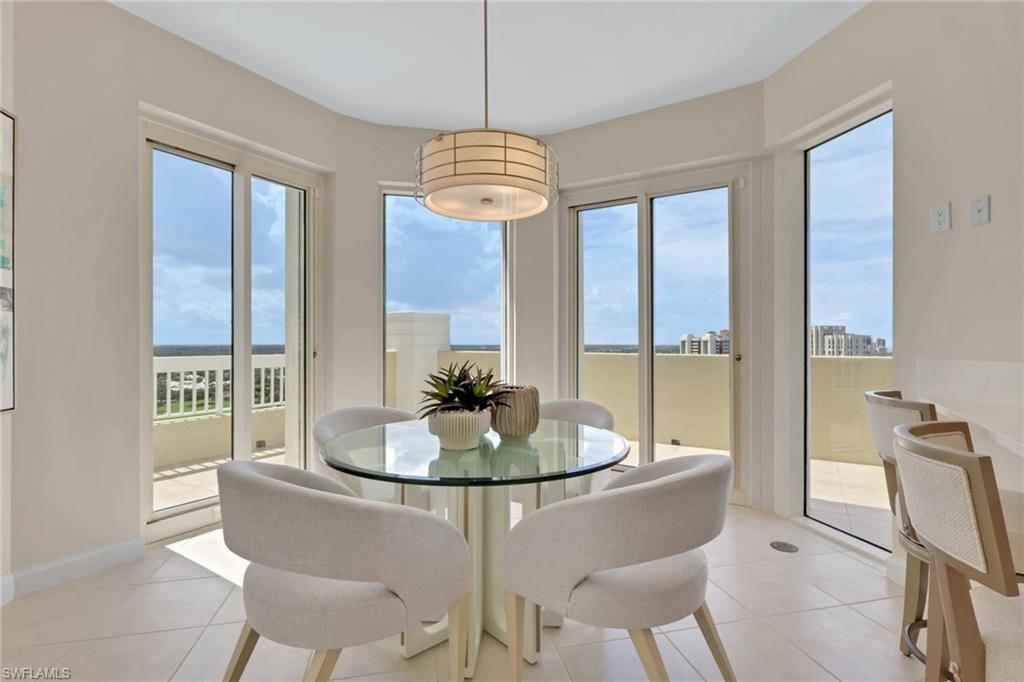 7117 Pelican Bay Blvd, Unit 16, Naples, FL 34108 Photo