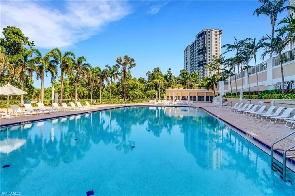 7117 Pelican Bay Blvd, Unit 16, Naples, FL 34108 Photo