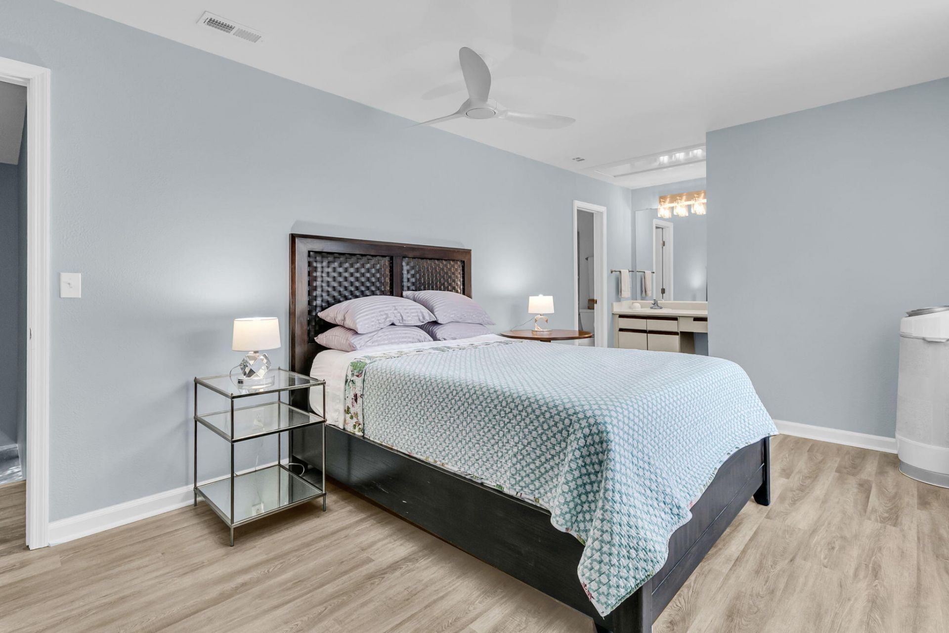 1819 Parc Vue Photo 18