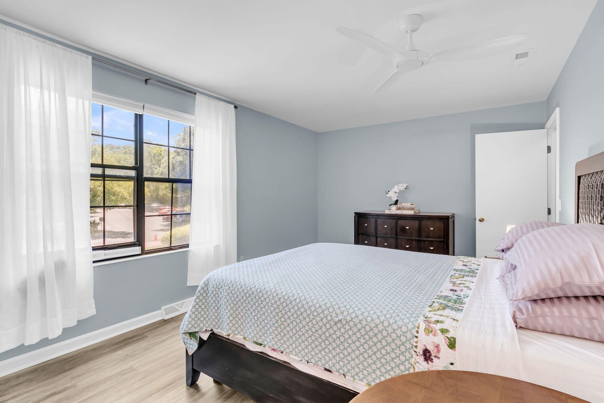 1819 Parc Vue Photo 19