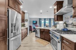 1819 Parc Vue photo 4