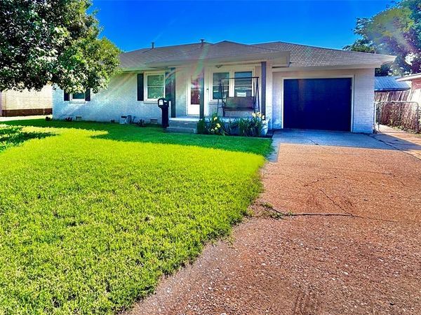1805 N Willard Street, Altus, OK 73521
